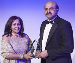 Jiva Odedra wins Asian Jewel Awards
